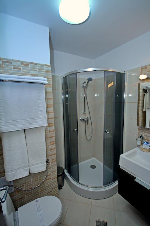 Hotel Eden トゥルチャ 部屋 写真